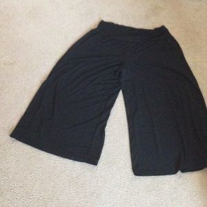 AGB Capri Pants